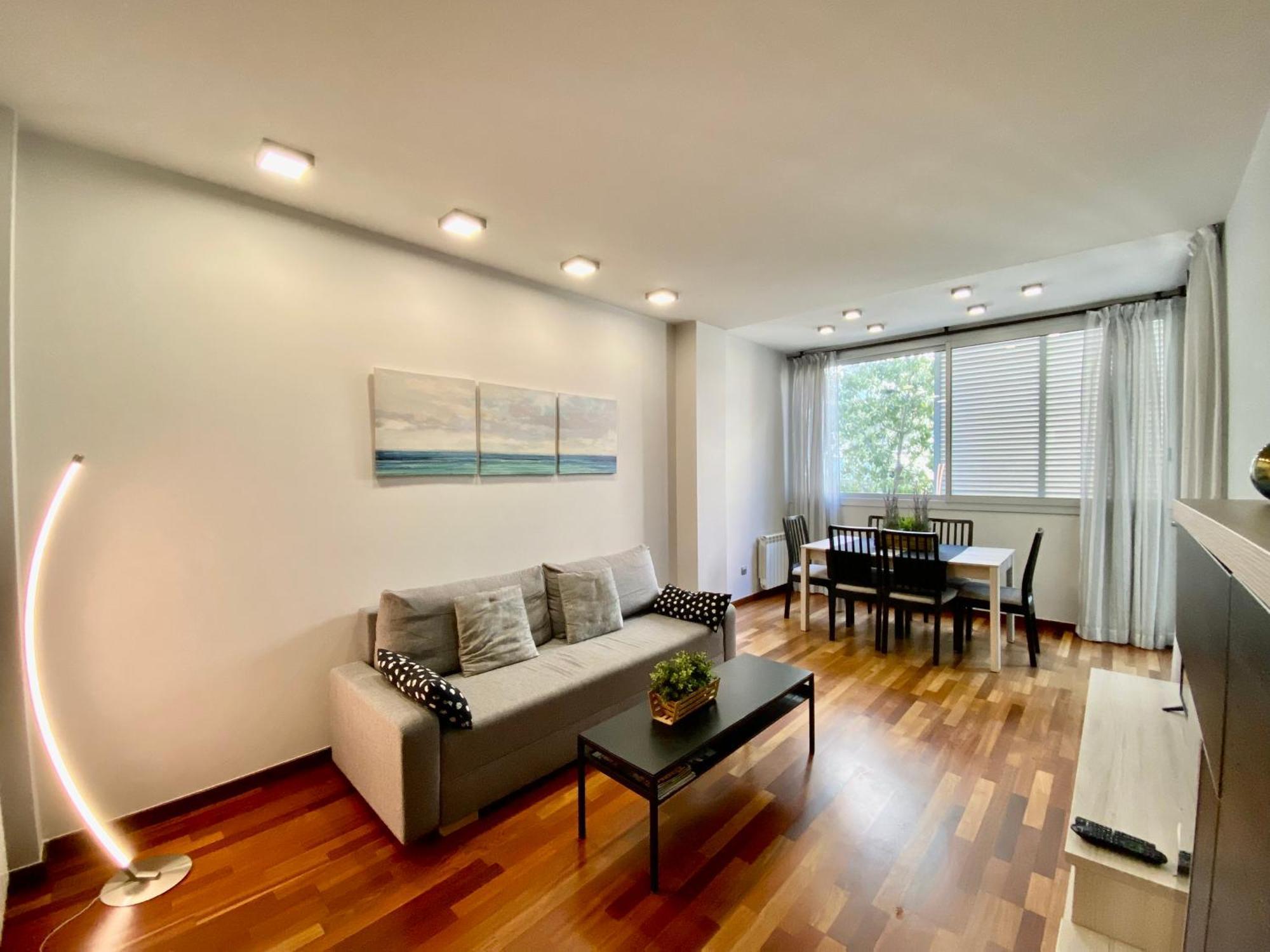 Carmed Homely Apartment By Hlclub Agency Vilanova i la Geltrú Buitenkant foto